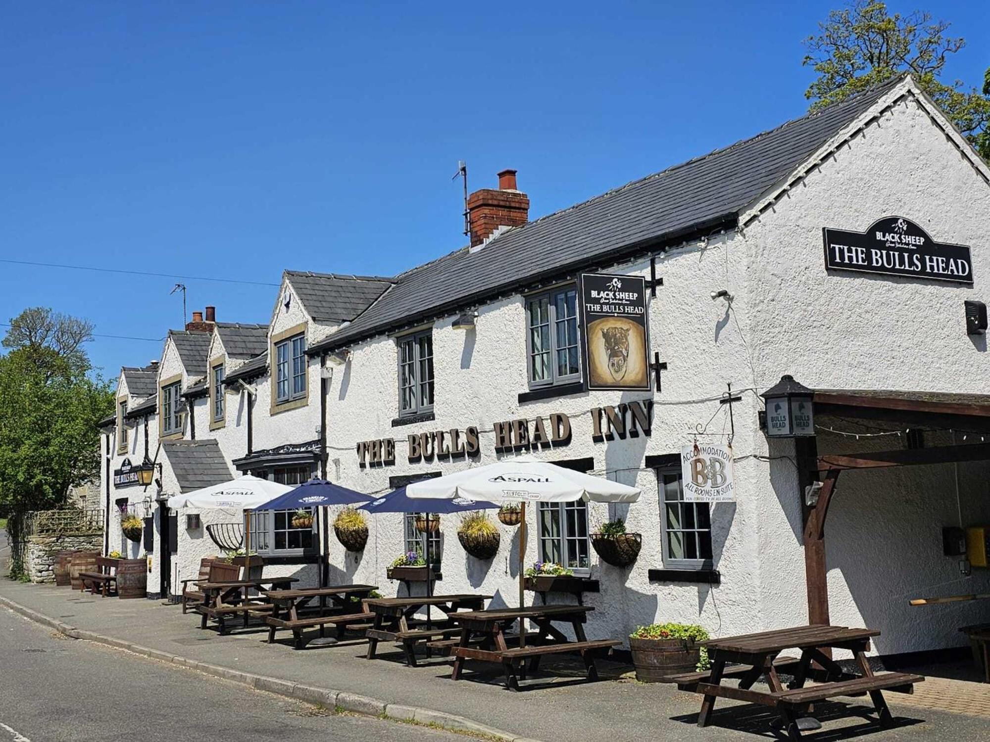 The Bull At Foolow Hucklow Exteriér fotografie